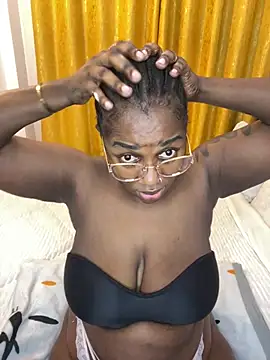 Snapshot of Honeylust26 chatting on July 19, 4:05 am Honeylust26 online show from July 19, 4:05 am