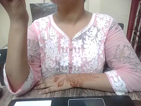 Snapshot of Bold-Divya1 chatting on July 29, 1:42 pm Bold-Divya1 online show from July 29, 1:42 pm