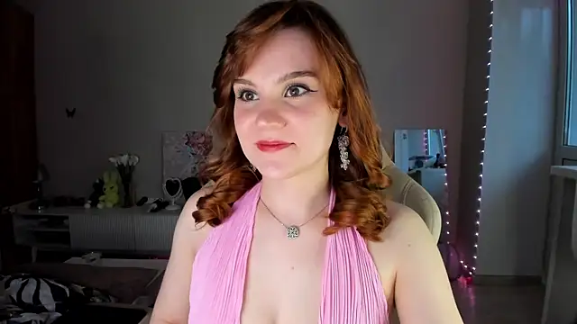 Snapshot of amelia_braun chatting on June 26, 1:43 am amelia braun online show from June 26, 1:43 am