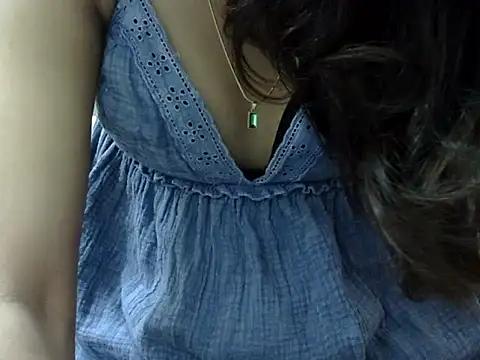 ITZ ISHITA online show from July 29, 6:06 pm