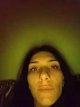 Snapshot of malachicca9 chatting on June 15, 8:33 pm malachicca9 online show from June 15, 8:33 pm