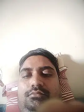 Snapshot of dhirusury050625 chatting on June 24, 7:51 am dhirusury050625 online show from June 24, 7:51 am