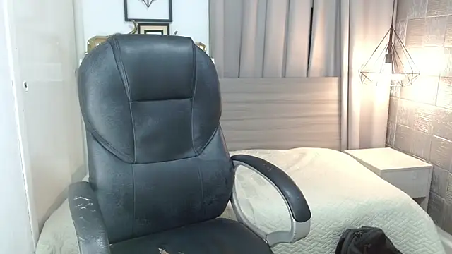 Snapshot of Billie_Jean chatting on July 27, 1:29 pm Billie Jean online show from July 27, 1:29 pm