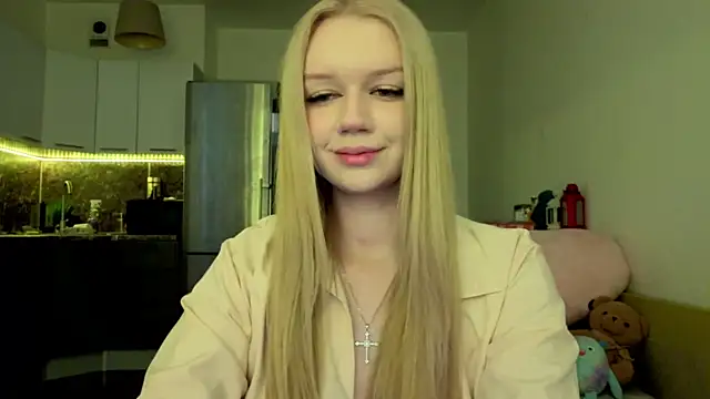 viyy online show from June 20, 8:33 pm