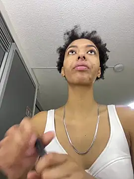 Snapshot of Kiara_Kamau_XXX chatting on July 12, 11:45 am Kiara Kamau XXX online show from July 12, 11:45 am