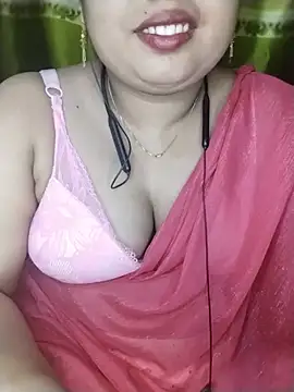 Snapshot of Khosi_Moni chatting on July 31, 8:19 pm Khosi Moni online show from July 31, 8:19 pm