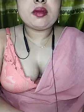 Snapshot of Khosi_Moni chatting on August 2, 8:29 pm Khosi Moni online show from August 2, 8:29 pm