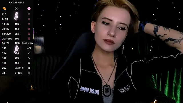 Snapshot of _Shadow_devil__ chatting on July 28, 7:39 pm Shadow devil online show from July 28, 7:39 pm