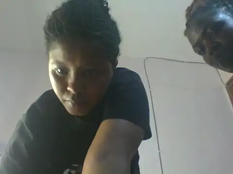 Snapshot of Black_prettty chatting on July 31, 3:33 pm Black prettty online show from July 31, 3:33 pm