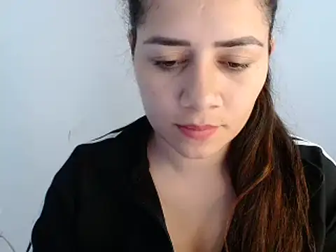 Luna zoe online show from July 9, 4:27 am