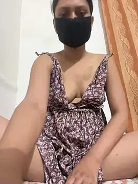 Snapshot of kavyq3791 chatting on July 30, 6:07 pm kavyq3791 online show from July 30, 6:07 pm