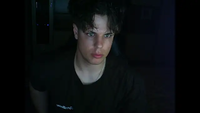 Snapshot of kanewolf_55 chatting on June 18, 10:03 pm kanewolf 55 online show from June 18, 10:03 pm