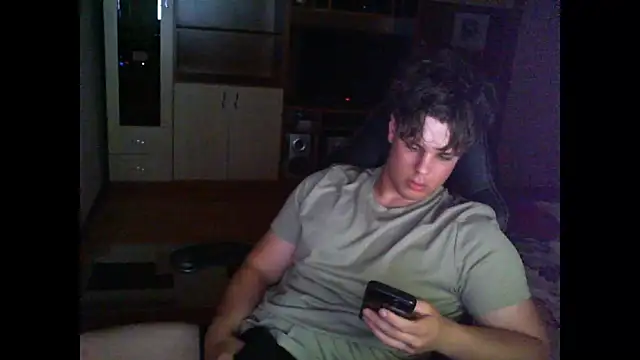 Snapshot of kanewolf_55 chatting on June 24, 9:58 pm kanewolf 55 online show from June 24, 9:58 pm