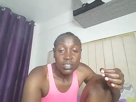 Snapshot of naughty_amber5 chatting on June 14, 5:26 pm naughty amber5 online show from June 14, 5:26 pm