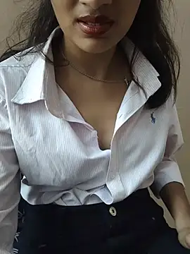 Ritika jha01 online show from July 1, 9:11 am
