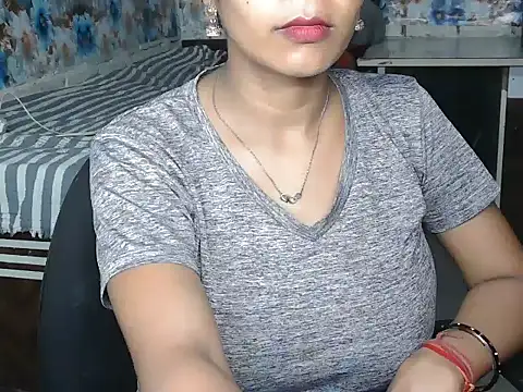 NottyMomo online show from July 4, 11:38 am