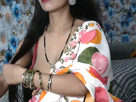 NottyMomo online show from July 27, 9:49 am