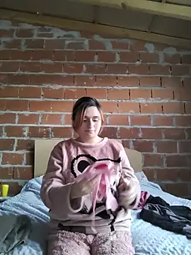 Snapshot of marulimary chatting on July 23, 7:01 pm marulimary online show from July 23, 7:01 pm