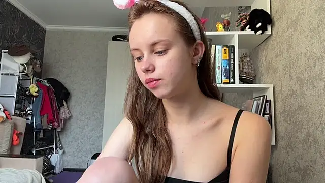 Snapshot of Mollybeans chatting on July 21, 12:51 pm Mollybeans online show from July 21, 12:51 pm