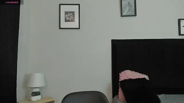 Sara B online show from July 12, 5:59 pm