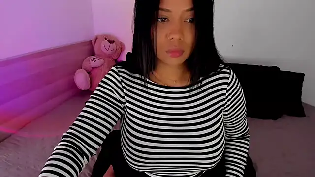 Snapshot of NicolePasqualott chatting on November 21, 3:11 pm NicolePasqualott online show from November 21, 3:11 pm