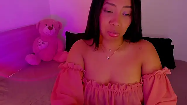 Snapshot of NicolePasqualott chatting on December 4, 9:34 pm NicolePasqualott online show from December 4, 9:34 pm