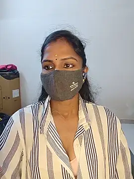 Snapshot of YALINITWO7_TAMIL chatting on June 20, 5:27 pm YALINITWO7 TAMIL online show from June 20, 5:27 pm