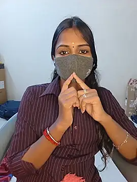 Snapshot of YALINITWO7_TAMIL chatting on July 6, 3:03 pm YALINITWO7 TAMIL online show from July 6, 3:03 pm