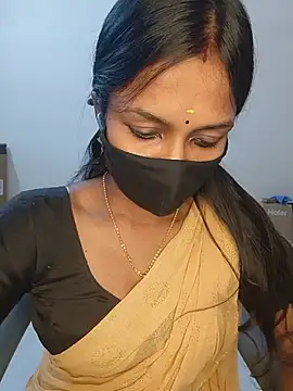 Snapshot of YALINITWO7_TAMIL chatting on July 25, 6:49 pm YALINITWO7 TAMIL online show from July 25, 6:49 pm