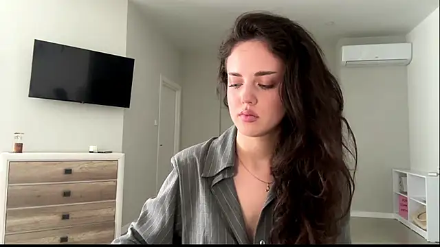 A Milly online show from June 27, 9:36 am