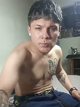 liam hot77 online show from June 28, 11:22 pm