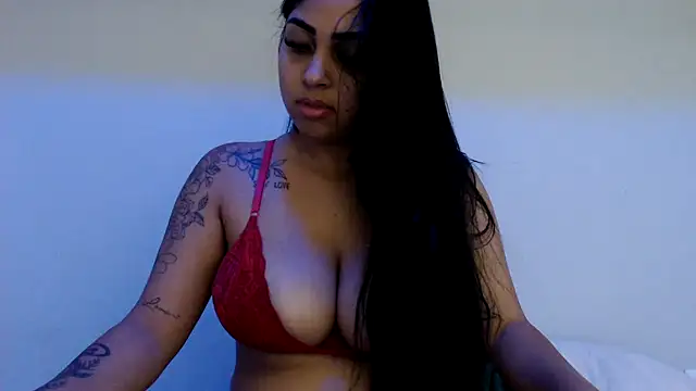 Snapshot of diana_pepper chatting on June 30, 4:19 pm diana pepper online show from June 30, 4:19 pm