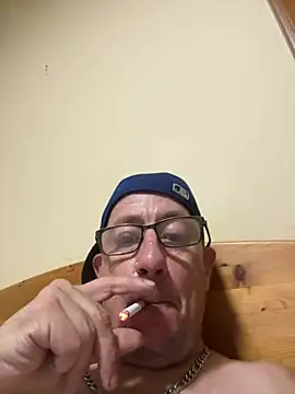 Snapshot of Dicklegend2245 chatting on June 24, 11:09 am Dicklegend2245 online show from June 24, 11:09 am