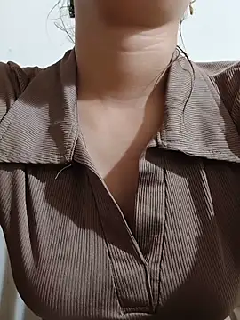 Snapshot of Hera_ruby chatting on June 17, 1:34 pm Hera ruby online show from June 17, 1:34 pm