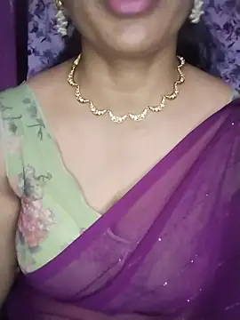 Snapshot of Telugu_angeljanu1 chatting on June 19, 7:39 pm Telugu angeljanu1 online show from June 19, 7:39 pm
