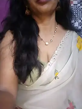 Snapshot of Telugu_angeljanu1 chatting on July 15, 7:19 pm Telugu angeljanu1 online show from July 15, 7:19 pm
