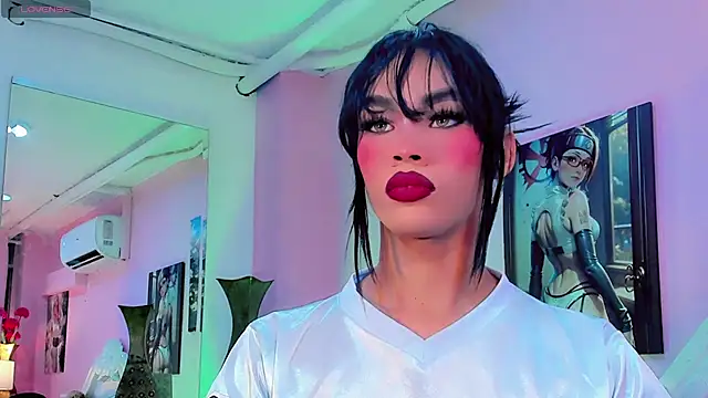 Snapshot of Dafnne-xxx chatting on July 7, 9:19 pm Dafnne-xxx online show from July 7, 9:19 pm