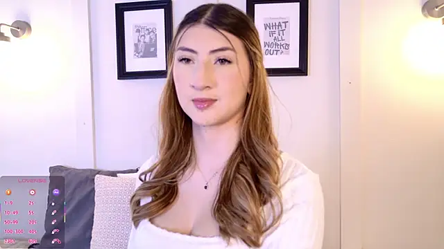 Snapshot of Alanna_DH chatting on June 24, 7:13 pm Alanna DH online show from June 24, 7:13 pm
