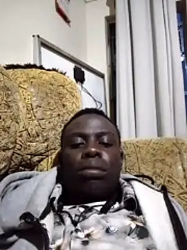 Snapshot of mwanzighe chatting on June 17, 5:36 pm mwanzighe online show from June 17, 5:36 pm