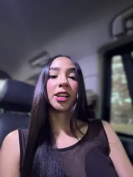 sofi-jimenez online show from June 23, 12:36 pm