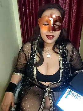 Snapshot of Cupid_Mayra chatting on June 28, 11:05 am Cupid Mayra online show from June 28, 11:05 am