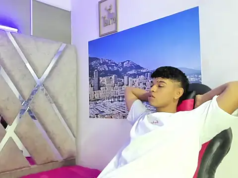 nova mitchell7 online show from July 3, 12:22 pm
