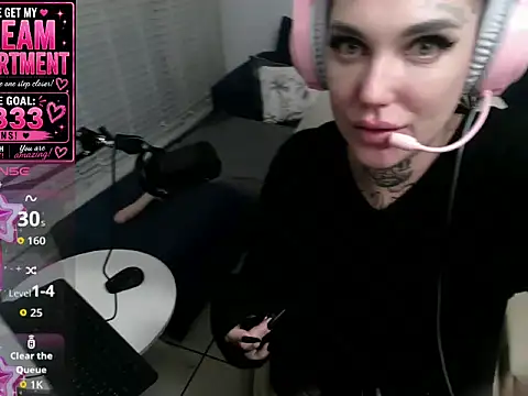 AshleyFayex online show from August 6, 10:00 pm