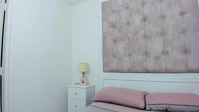 AbbyMilers online show from June 18, 1:59 pm