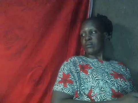 Snapshot of freaky-pussy2 chatting on June 25, 6:56 pm freaky-pussy2 online show from June 25, 6:56 pm