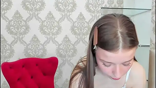 Snapshot of michelle_blus chatting on June 27, 7:24 am michelle blus online show from June 27, 7:24 am