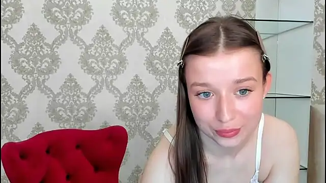 Snapshot of michelle_blus chatting on June 28, 6:36 pm michelle blus online show from June 28, 6:36 pm