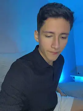 Snapshot of SantiLux_ chatting on July 18, 3:00 am SantiLux online show from July 18, 3:00 am