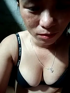 Snapshot of chychy113 chatting on June 27, 4:34 pm chychy113 online show from June 27, 4:34 pm