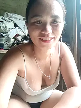 Snapshot of chychy113 chatting on July 11, 3:09 am chychy113 online show from July 11, 3:09 am